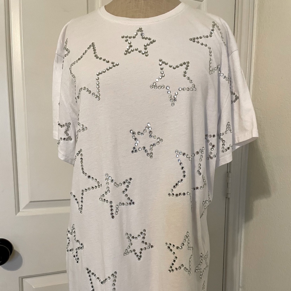 LF White t-shirt dress with stars